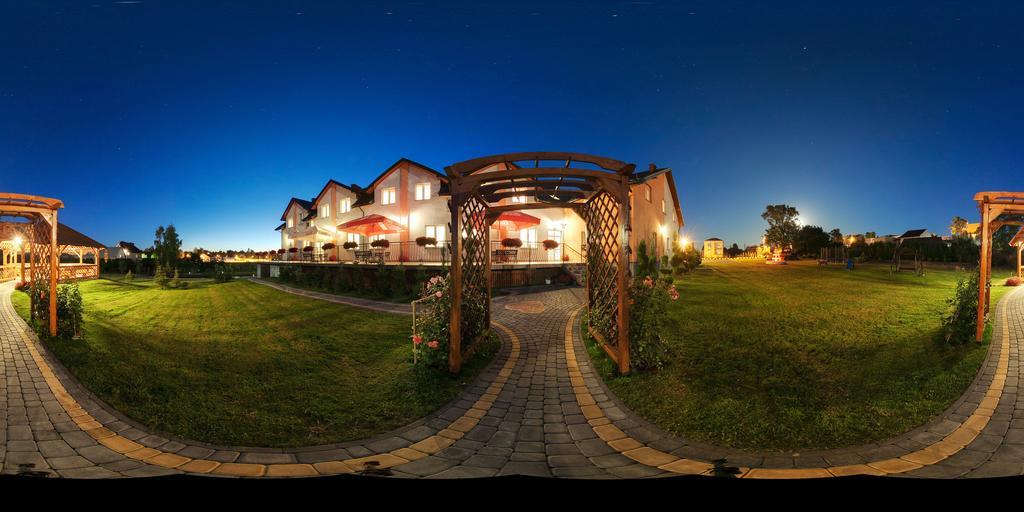 Hotel Restauracja Lorenzo Stopnica Exterior photo